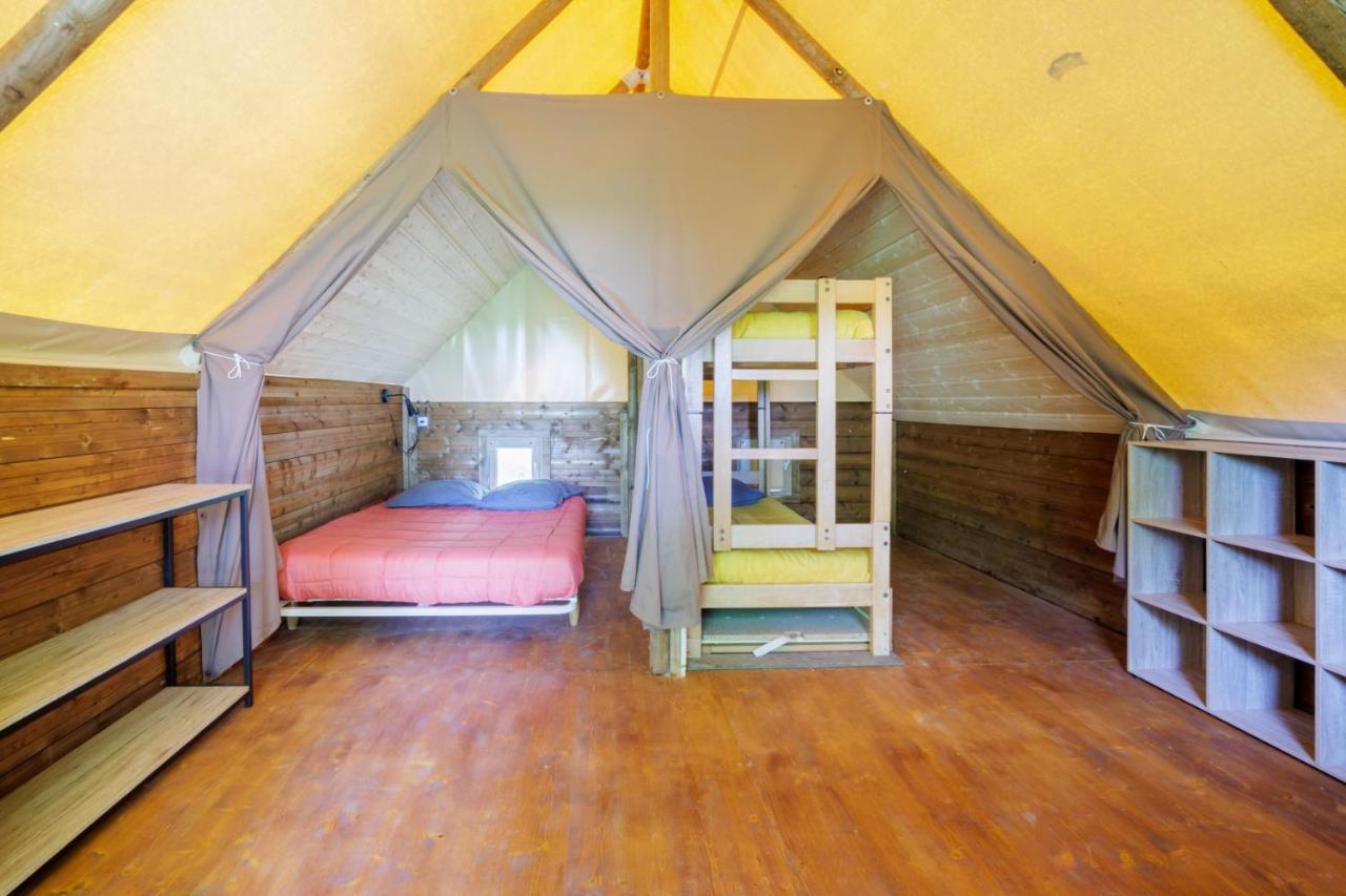 La Clairiere - Ecolieu De Vacances Lamothe-Fenelon Ngoại thất bức ảnh