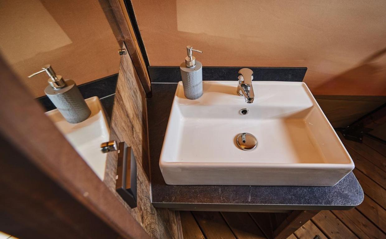 La Clairiere - Ecolieu De Vacances Lamothe-Fenelon Phòng bức ảnh