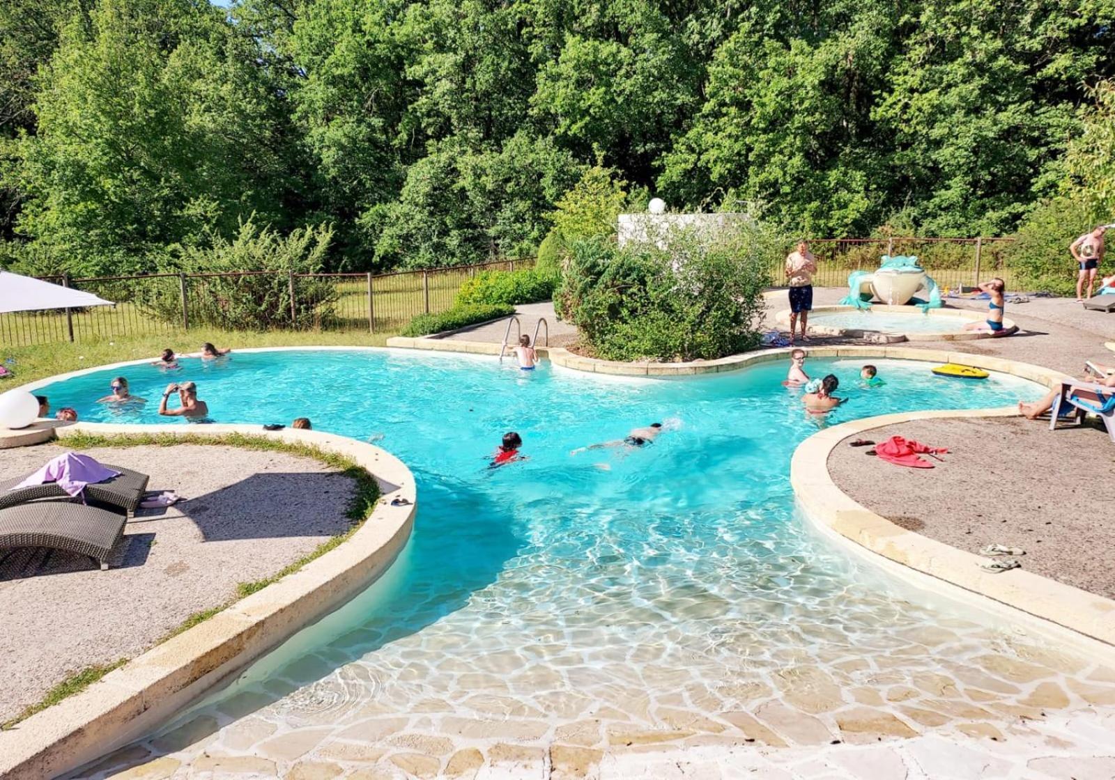 La Clairiere - Ecolieu De Vacances Lamothe-Fenelon Ngoại thất bức ảnh